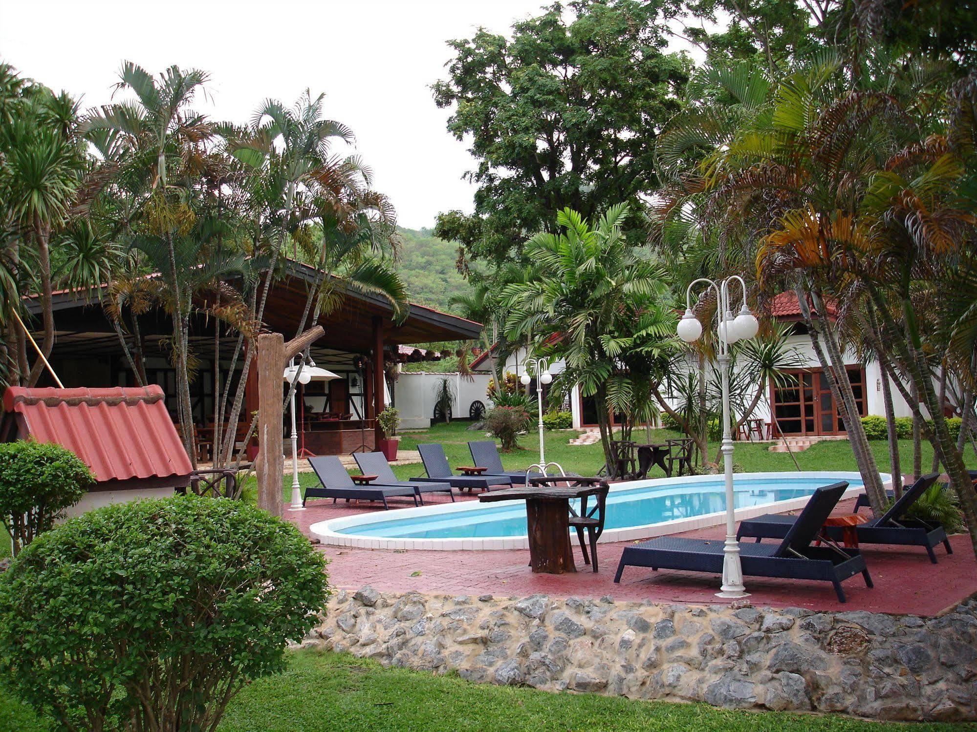 Pak Chong Eco Valley Lodge מראה חיצוני תמונה